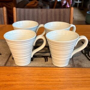 Portmeirion Cream Ribbed Mug Set